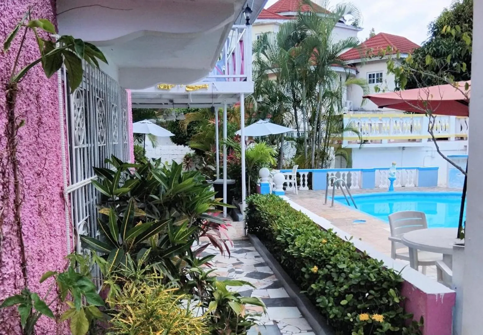 Guest house 237 Bratton Avenue Hotel Montego Bay Jamaica